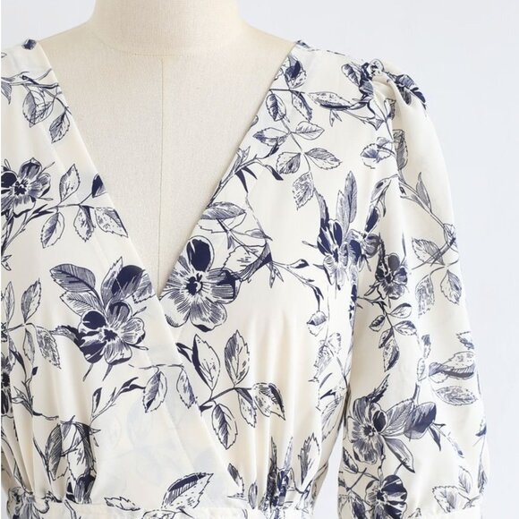 Chicwish Navy Floral Maxi Dress - Picture 5 of 6